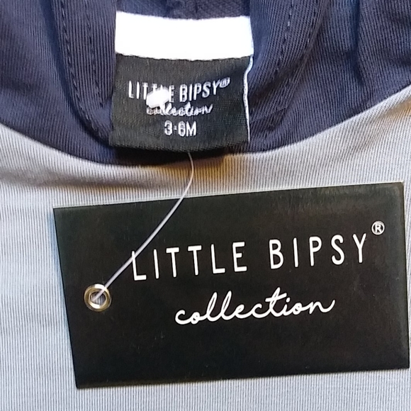 3-6month Little Bipsy hooded pull over vest - Picture 3 of 3